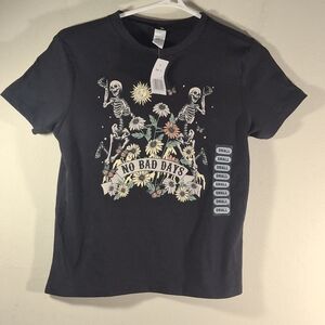 NWT Women's Black No Bad Days Short Sleeve Graphic BabyTee Size S
